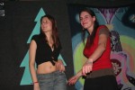 thumb 01_2_lovely_ladies