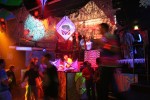 thumb 34_jump_around_the_table